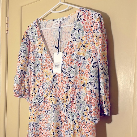 JEANSWEST | Sonia V Neck Casual/ Summer Dress | Coral Print | NWT | Size 12 - Picture 9 of 11